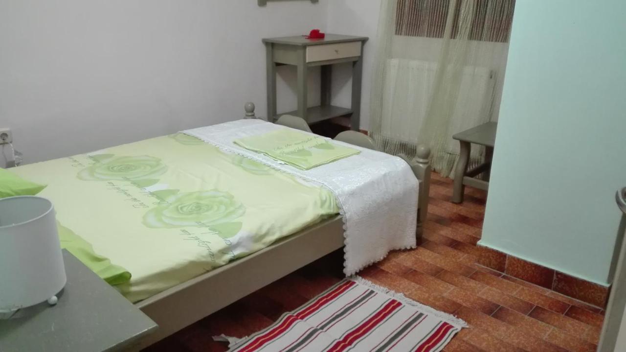 Nefele'S Apartments Ípszosz Kültér fotó